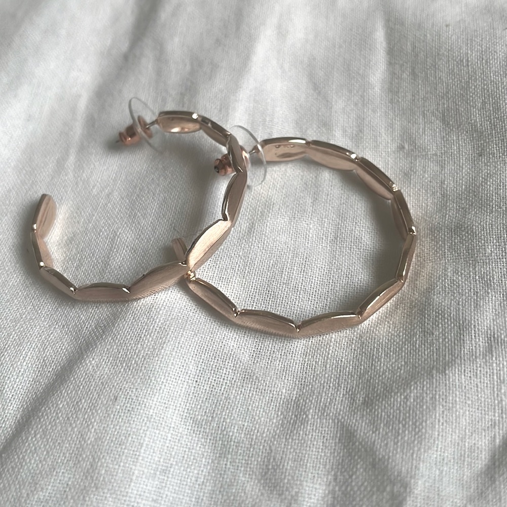 Kendra Scott Brooke Hoops